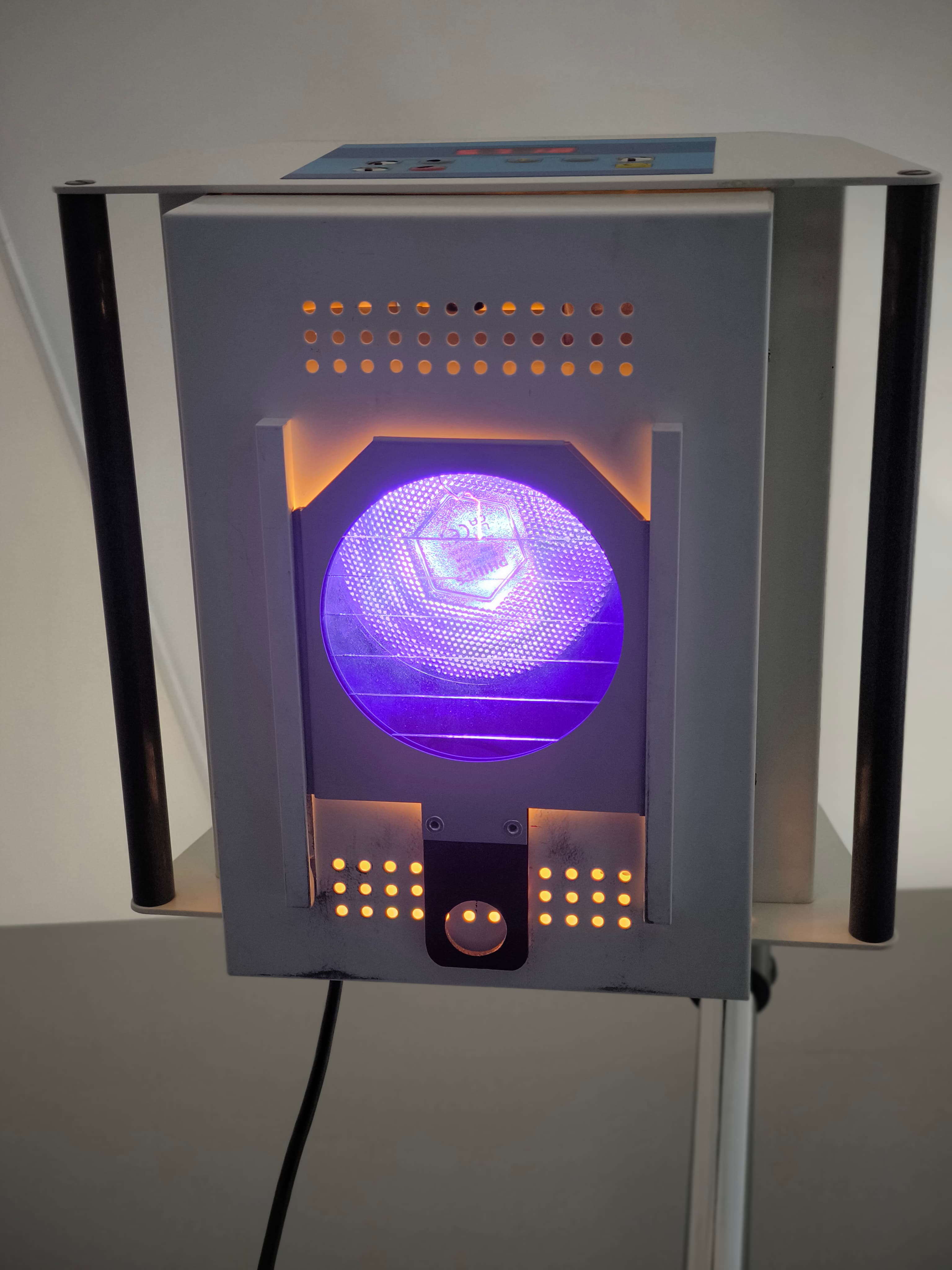 Beavita — Lampa podczerwona